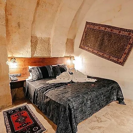 Zumrutuanka Cave Hotel