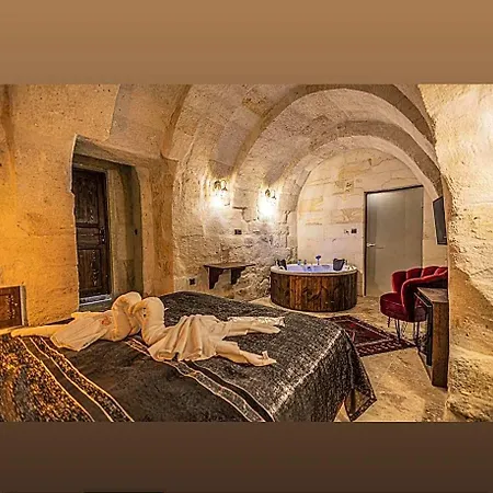 Отель Zumrutuanka Cave 5*